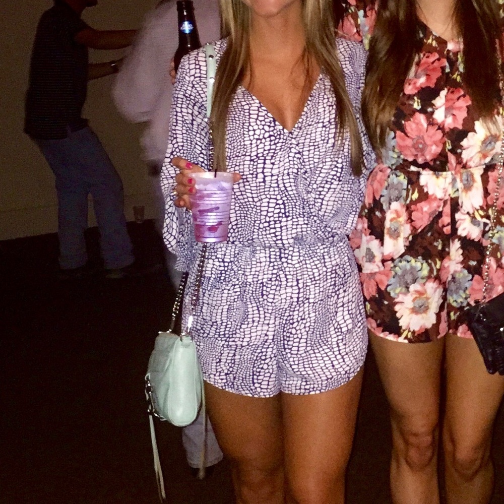 🦒 EIGHT SIXTY ROMPER - Picture 4 of 4